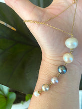 Load image into Gallery viewer, Solid Gold 18k chain Pearl Cascade Pendant