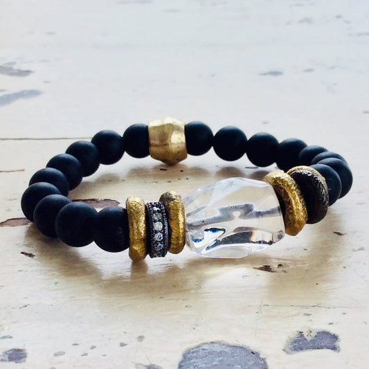 Crystal Quartz Onyx Bracelet – Natural Stone Statement with clear quartz and black onyx beads.