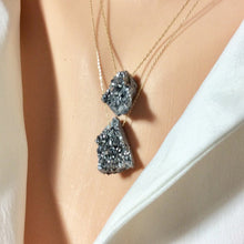 Load image into Gallery viewer, Solid Gold 18K Chain & Raw Druzy Quartz Pendant