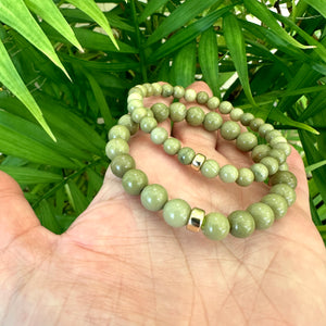 Bracelet extensible en jaspe vert olive de 6 ou 8 mm, 14 carats GF, 18 cm