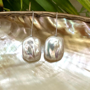Boucles d'oreilles pendantes rectangulaires en perles d'eau douce blanches, GV