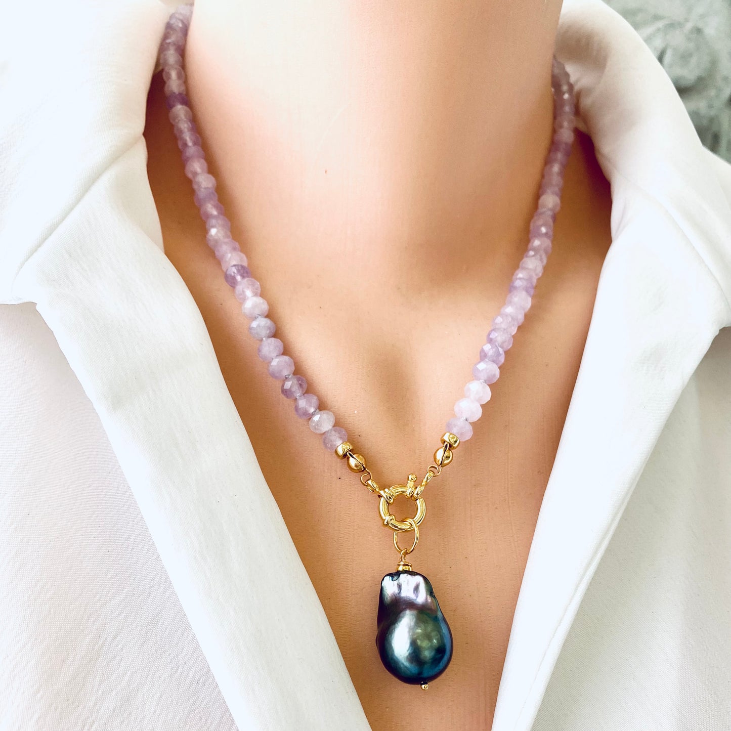 Lavender amethyst baroque pearl necklace with a luminous Baroque pearl pendant and faceted light-purple Amethyst beads.