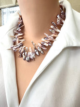 Charger l&#39;image dans la galerie, Spectacular Purplish Long Stick Biwa Pearl Necklace
