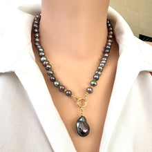 Charger l&#39;image dans la galerie, Peacock Black Pearl Necklace &amp; Removable Baroque Pearl Pendant
