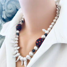 Charger l&#39;image dans la galerie, Baroque Pearl Jellyfish Necklace, Rhinestone and Red Coral
