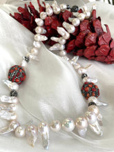 Charger l&#39;image dans la galerie, Baroque Pearl Jellyfish Necklace, Rhinestone and Red Coral
