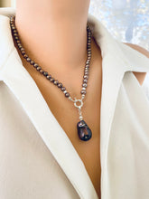 Charger l&#39;image dans la galerie, Bronze Pearls Necklace &amp; White or Brown Removable Baroque Pearl Pendant
