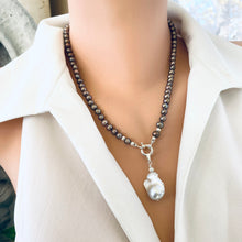 Charger l&#39;image dans la galerie, Bronze Pearls Necklace &amp; White or Brown Removable Baroque Pearl Pendant
