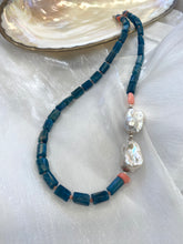 Charger l&#39;image dans la galerie, Blue Apatite, Pink Coral &amp; Baroque Pearl Necklace
