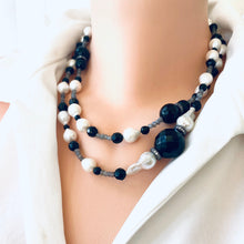 Charger l&#39;image dans la galerie, Handcrafted Labradorite Onyx Pearl Long Necklace showcasing a blend of gemstones on a mannequin.
