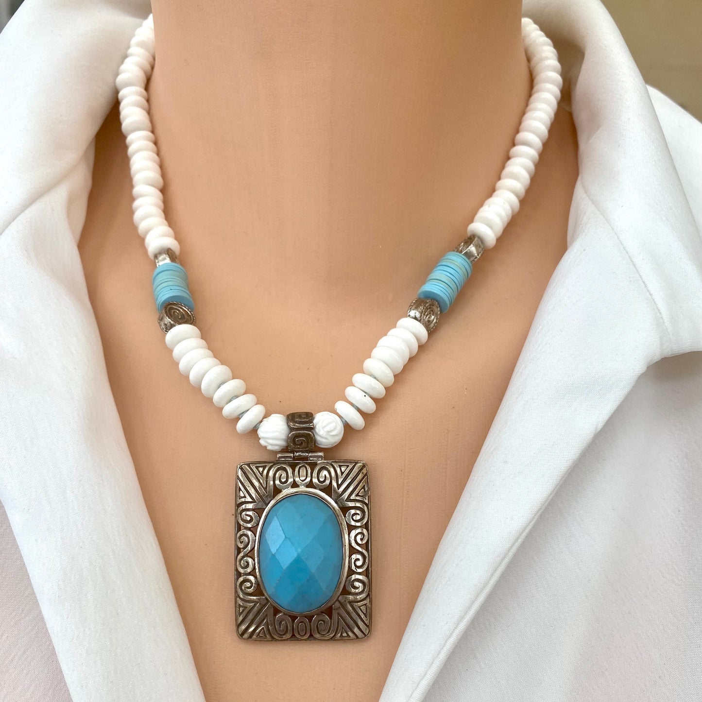 Vintage Turquoise Pendant with Tridacna Shell Beads Necklace