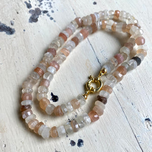 Collier Bonbons en Pierres de Lune Mixtes, 50 cm, Vermeil Or, Pierre de Naissance Juin