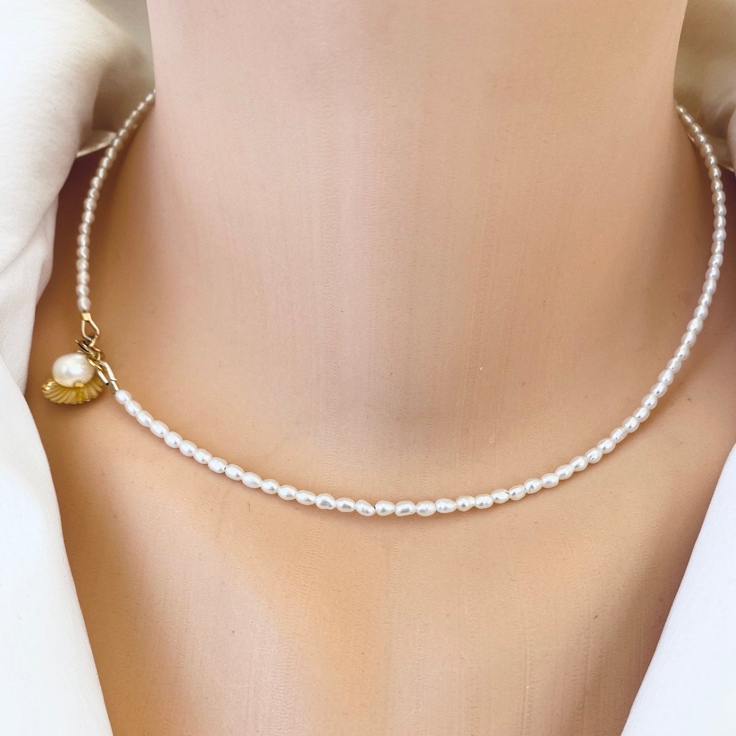 Pearl necklace with sea shell charm, 14K gold filled, handmade in Canada, perfect summer accessory.