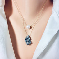 Solid Gold 18K Chain & Raw Druzy Quartz Pendant