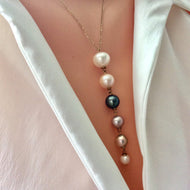 Solid Gold 18k chain Pearl Cascade Pendant